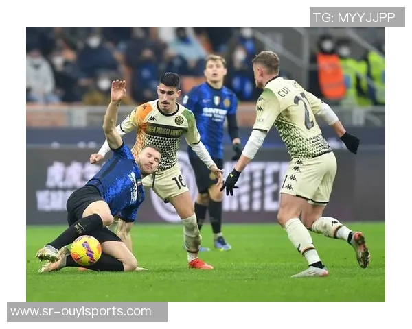 都灵与弗洛西在意甲的精彩对决结果揭晓，赛季走势引人关注